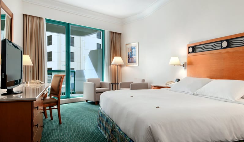 Hilton Dubai Jumeirah Beach-Deluxe Walk View_914